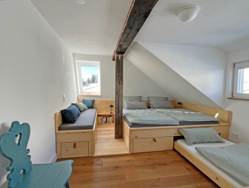 Haus-am-Bach-Todtnauberg_Ferienwohnung_Alkoven_B