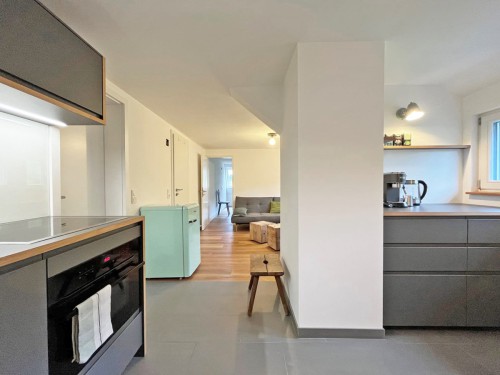 Haus-am-Bach-Todtnauberg_Ferienwohnung_Küche_Wohnen